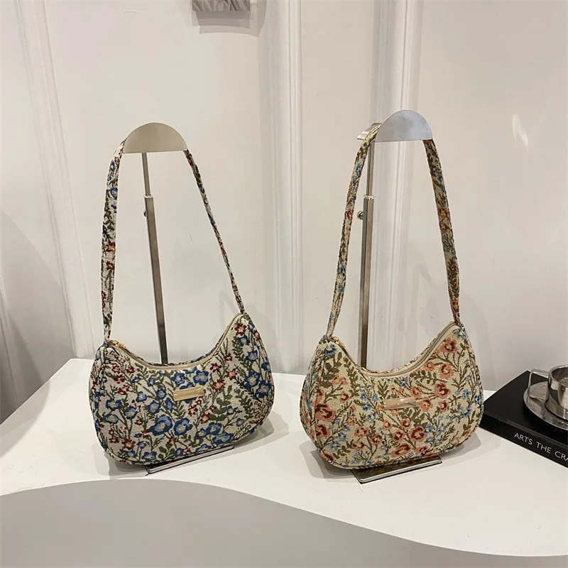 

2025 Fashion retro simple casual shoulder bag autumn new style niche design women's personalized underarm bag