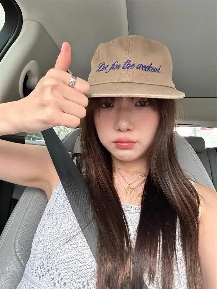 

Letter embroidery flat edge baseball cap women's tide street spring and summer new sunshade cap men