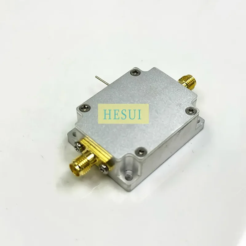 

LNA 0.5-3.5GHz 35dB low noise amplifier power 5V