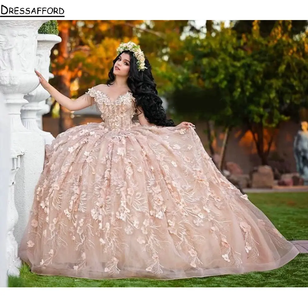 สีชมพู3D ดอกไม้ลูกไม้ Quinceanera Ball Gown ปิดไหล่ Beading พู่หวาน15 Vestidos De XV Quinceañera