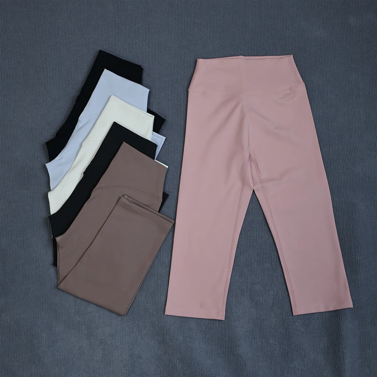 Ctenkevet 3/4-Yogahose mit hoher Taille für Damen, Sommer, Hüfthebende Capri-Leggings, Turnhose, Sportmode für Damen – Detail 25