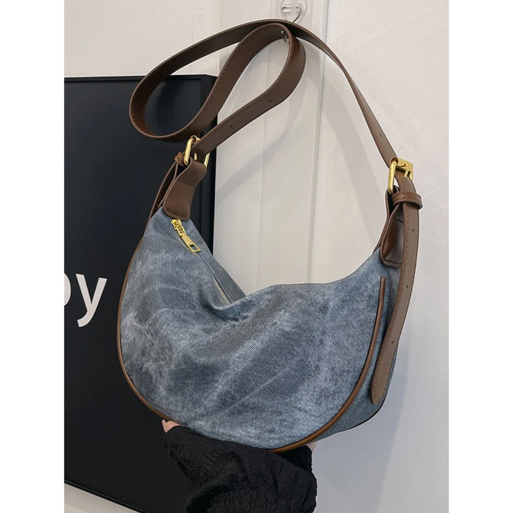 

Women Casual Shoulder Bag High Grade Texture Zipper Fashion Crossbody Bags Large Capacity All-Matched Daily Commuter Packs
