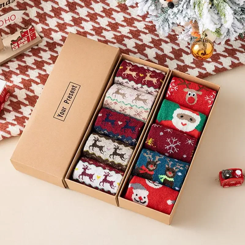 

Fun cute socks with Santa reindeer pattern women's Christmas theme gift box set