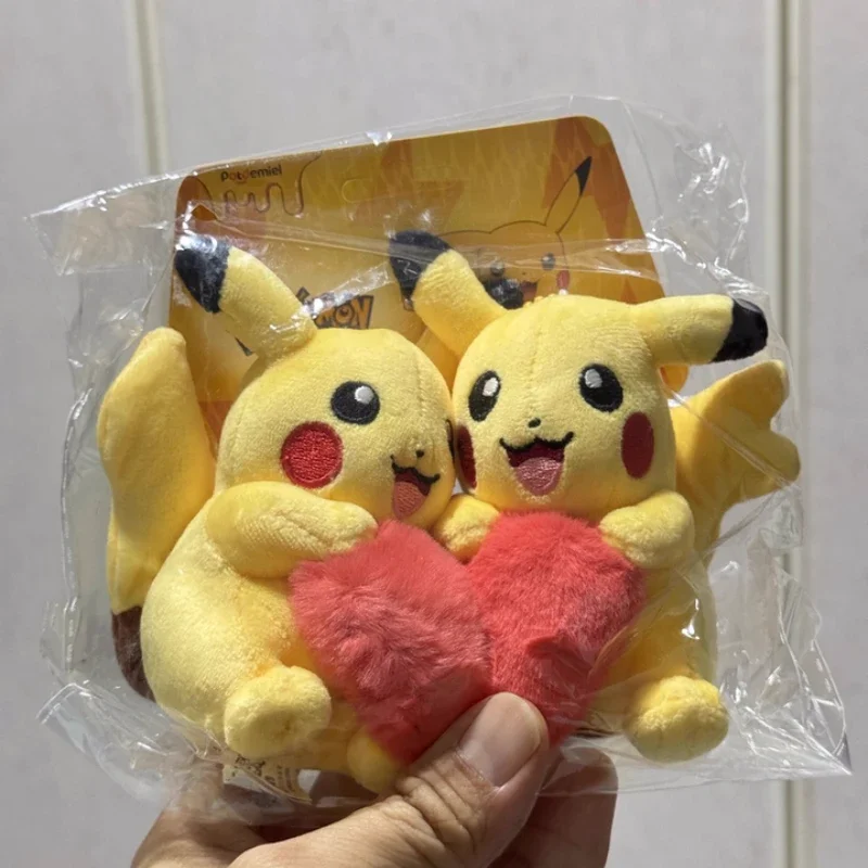 Gengar Pikachu juguetes de peluche Pokemon rellenos Mimikyu Mew Togepi llavero mochila colgante llavero regalos de cumpleaños