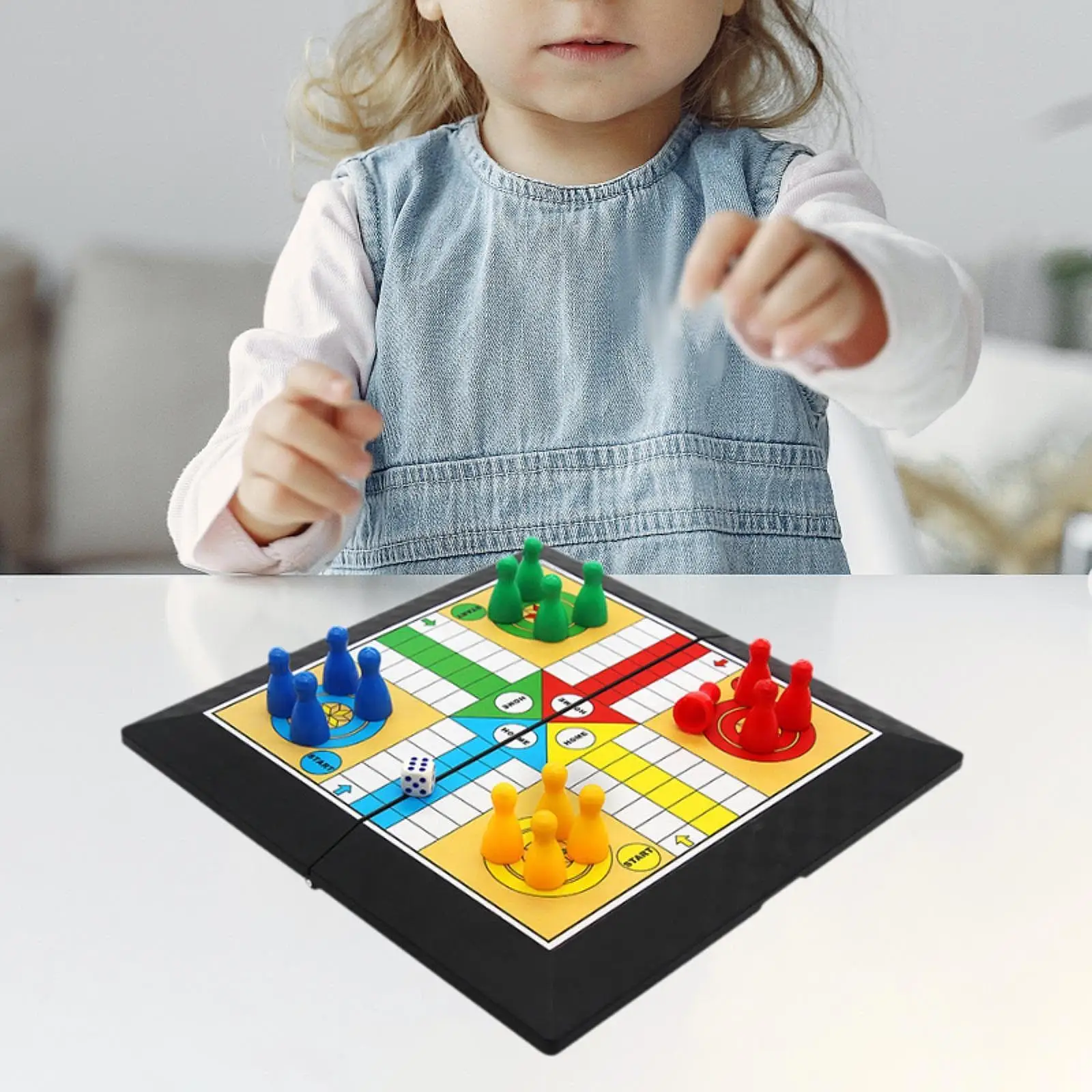 Ludo Classic Toy Board Game Tabletop Game Multi Players Travel Family Game for Kids Leisure Toys Party Games Entertainment Teens