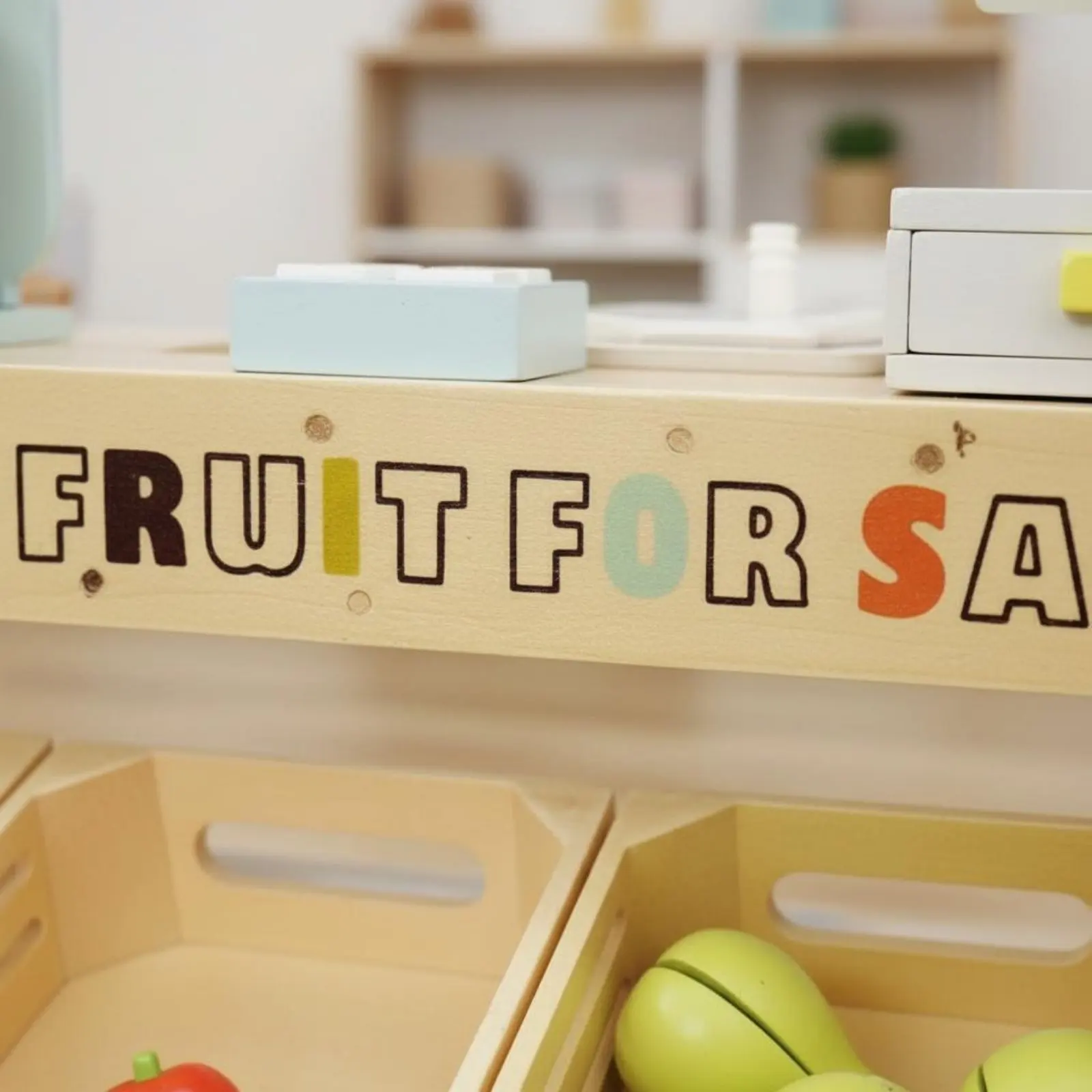 

Pretend Fruit Shop Educational Wooden Fruit Stand Wooden Market Stand Interactive Child-Safe Materials for Toddlers