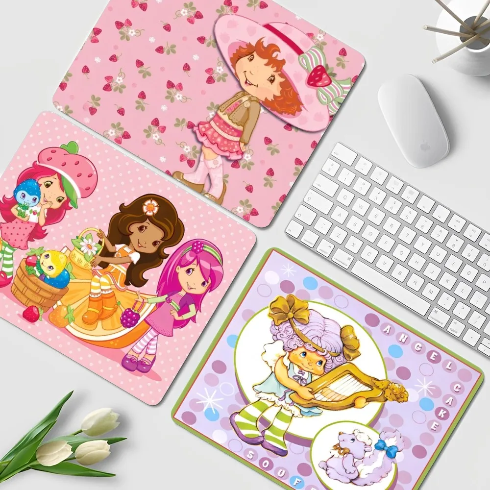 

Cartoon S-Strawberry S-Shortcake Custom Skin Keyboard Mat Table Mat Students Gabinete Desktop Mouse pad for PC Gamer Mousemat