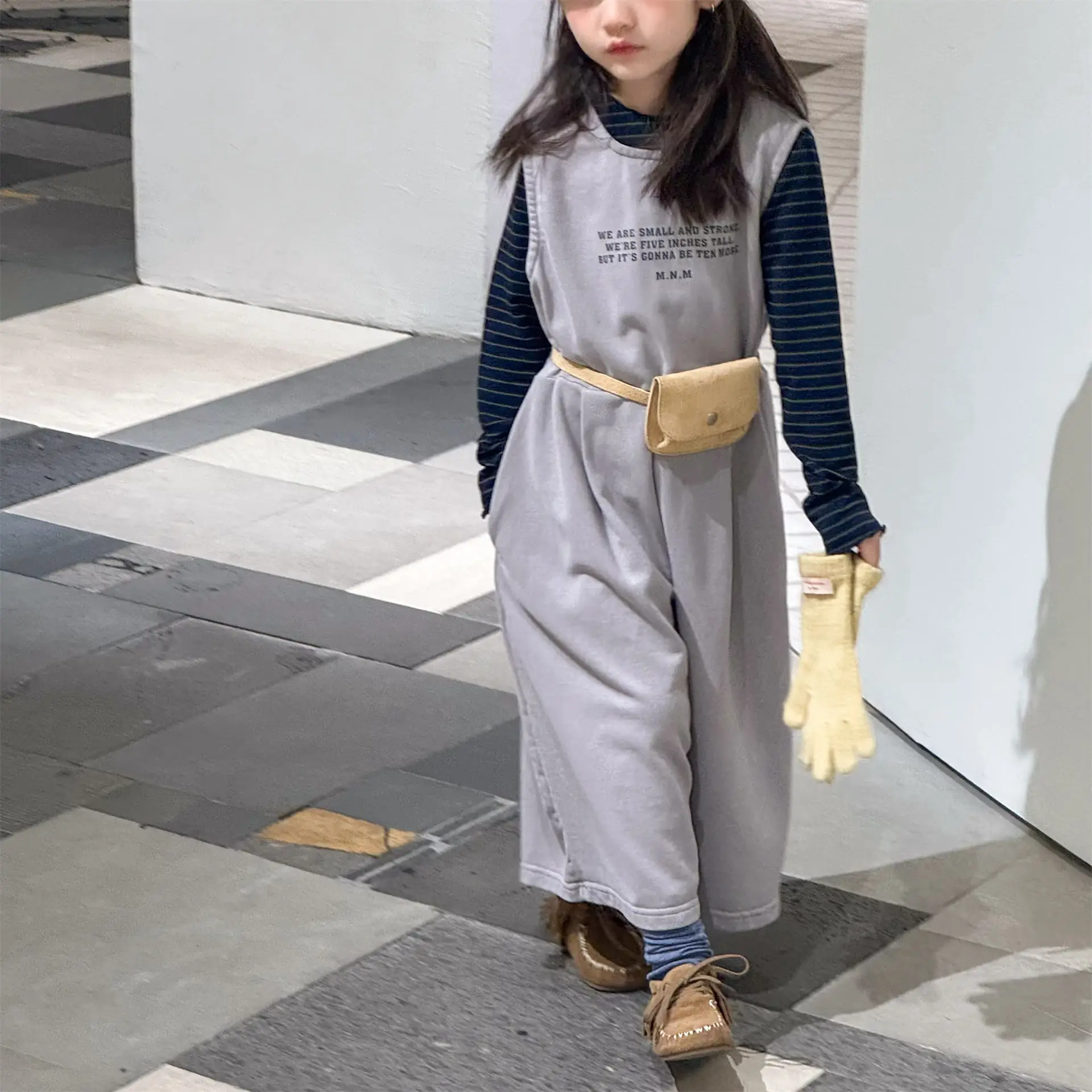

2025 Autumn New Children Loose Overalls Boys Casual Pants Kids Letter Jumpsuit Girls Wide Leg Pants Toddler Strap Trousers