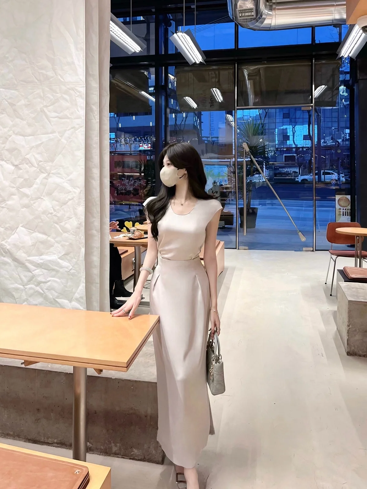 

CCZEE Date Night Satin U-ne T-irt And Midi Skirt Set for Women Spring Slimming Waist-cinching Two-piece Ensemble