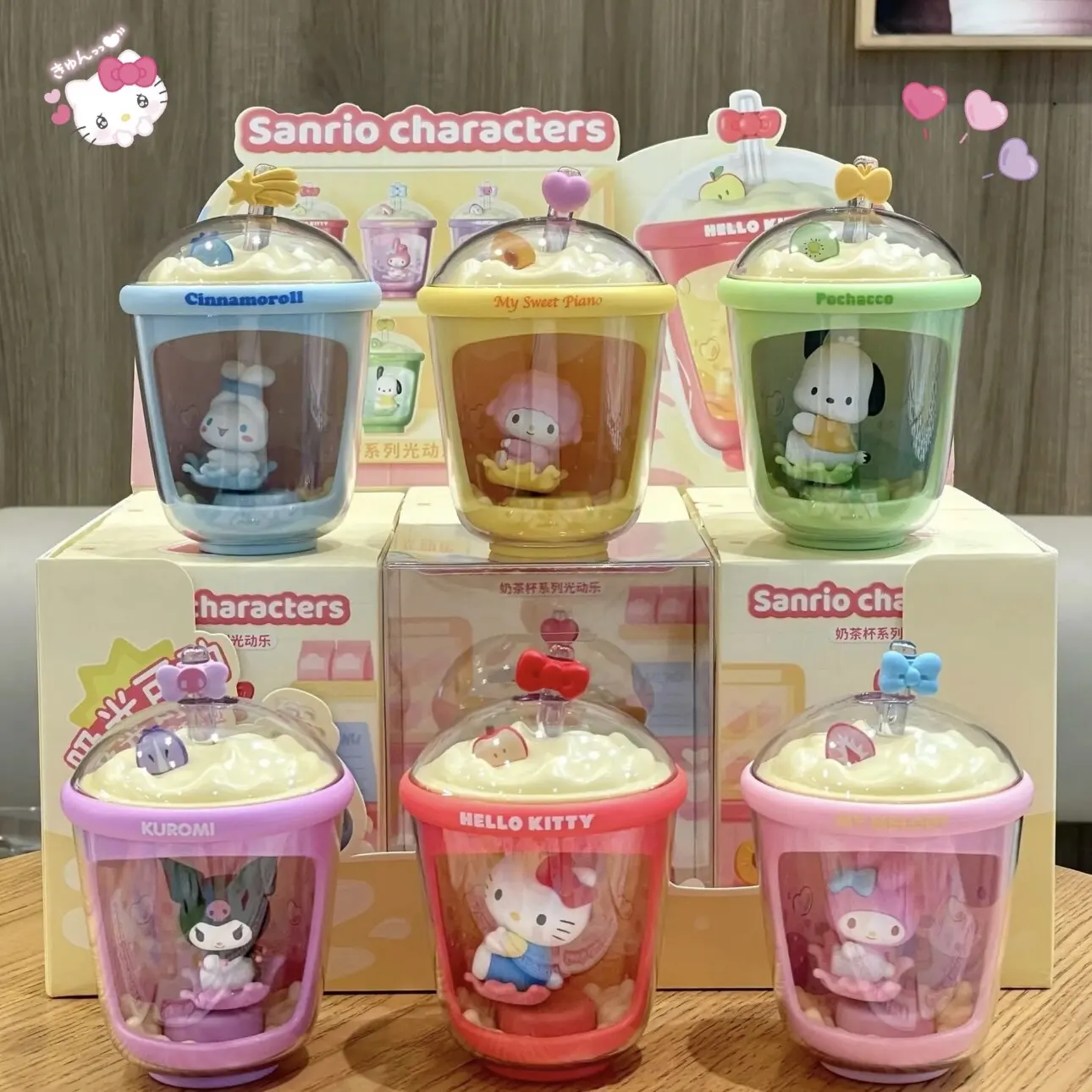 Moetch Sanrio Charaktere Milchtee-Becher mit Beleuchtung, Solarenergie, Mystery Blind Box Geschenke, Spielzeugmodell, Anime-Figuren, Sammelornamente