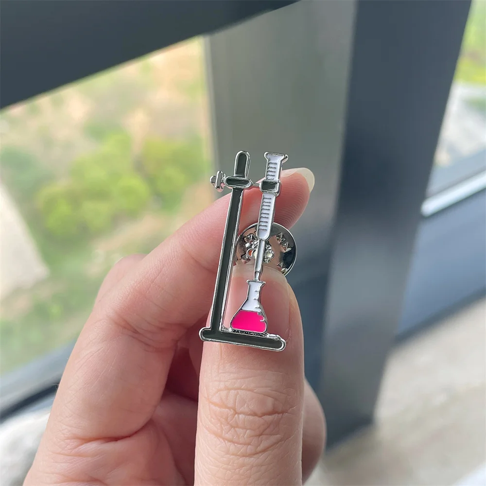 Chemical Experiment Supplies Pin Iron Stand Erlenmeyer Flask Graduated Dropper Combination Brooch Medical Chemical Science Badge