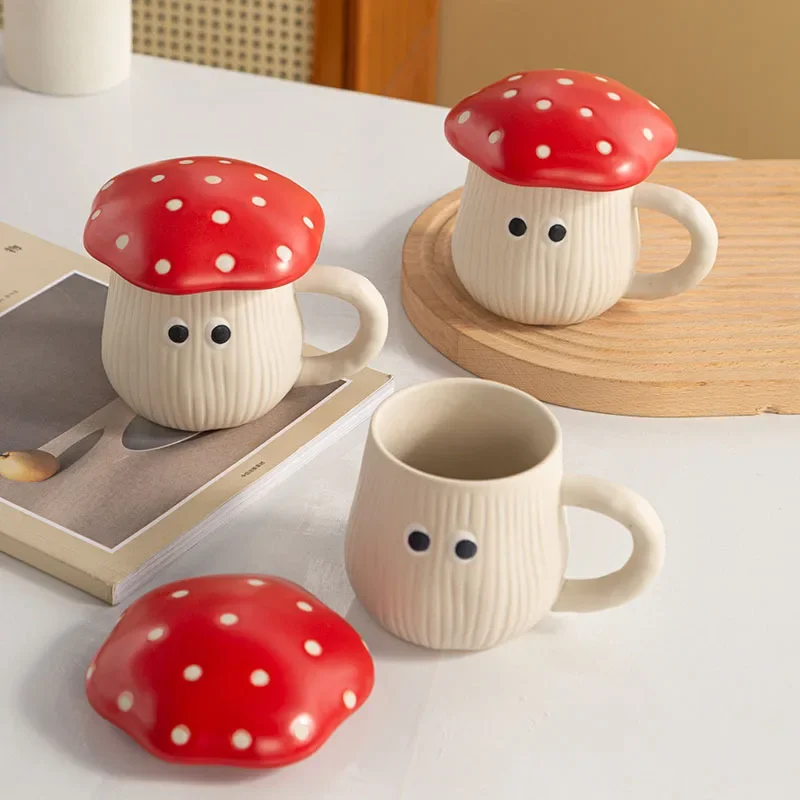 390ml 13oz Red Mushroom Mug Cute Lovely Ceramic Coffee Mug Water Breakfast Milk Mug Cup with Lid and Handle Gift for Child Girl