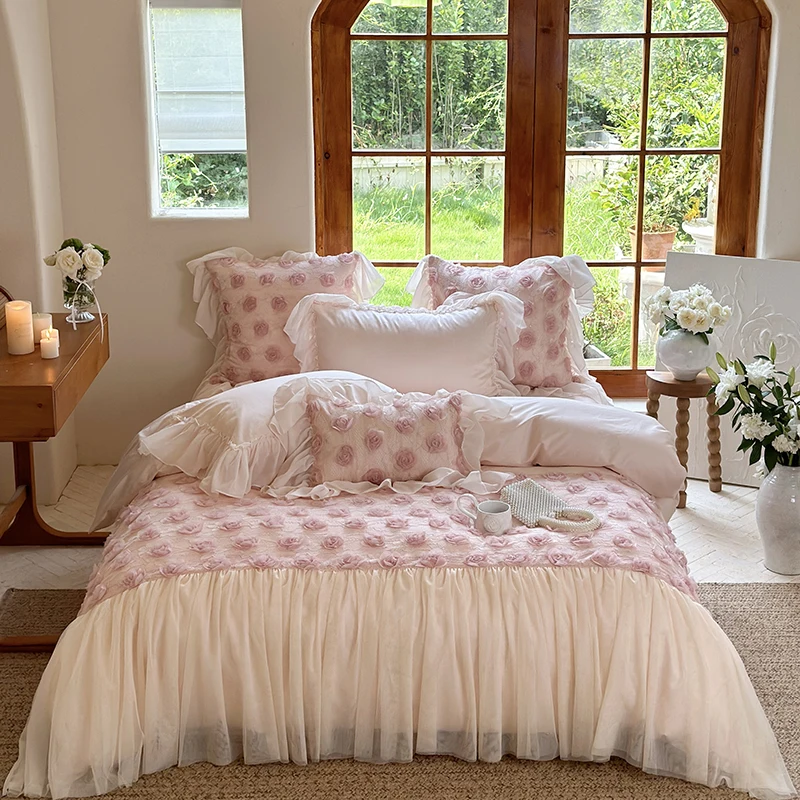 

4Pcs Pink Rose Flowers Lace Ruffles Princess Wedding Bedding Set 1400TC Egyptian Cotton Duvet Coves Set Bed Sheet Pillowcases