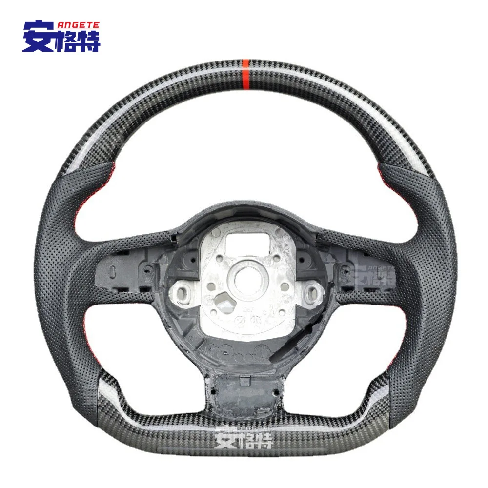 

Applicable to:Suitable for old Audi R8/SQ5/s3/tt perforated leather carbon fiber car steering wheel modified car