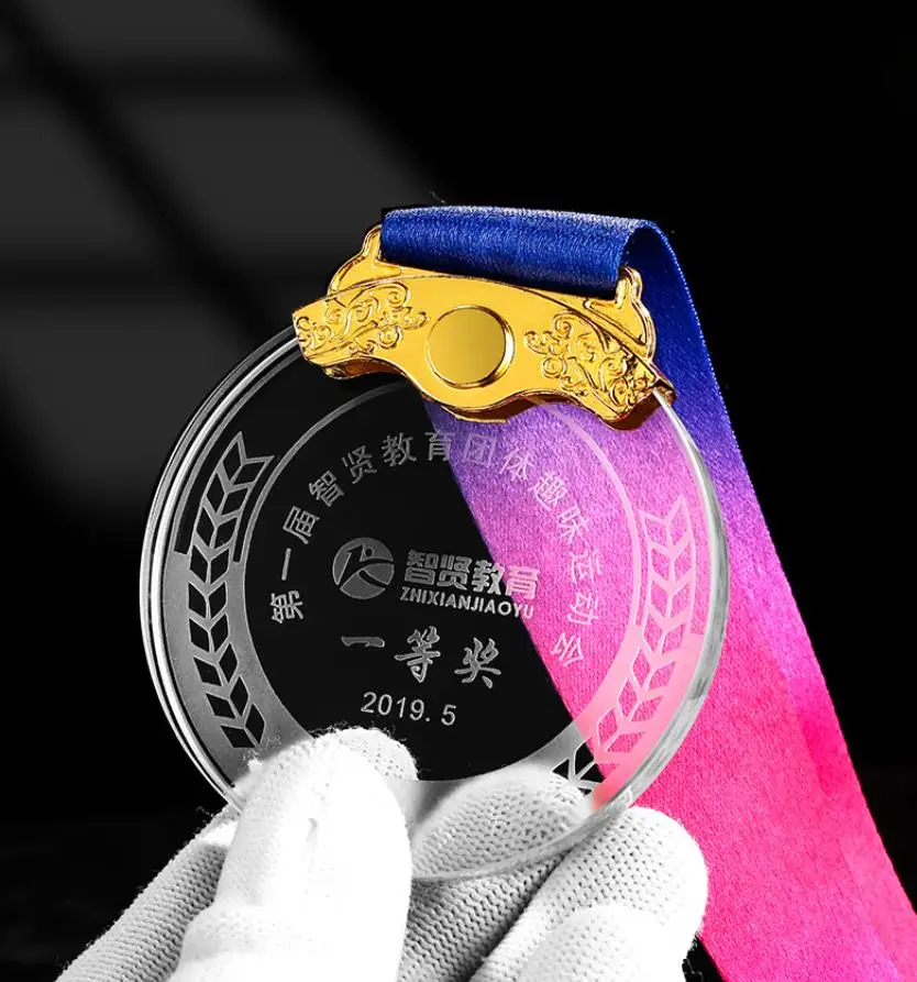 تخصيص ميدالية كريستال الألعاب الرياضية المنافسة الهدايا التذكارية الميداليات التعليمية المدرسية