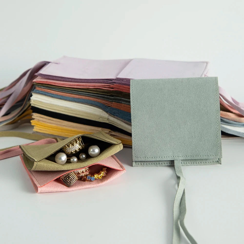 حقيبة تعبئة خضراء من المايكروفايبر ، أكياس هدايا مخملية من جلد الغزال ، عبوات هدايا للنساء ، مكياج وكيس مستحضرات تجميل ، 50: