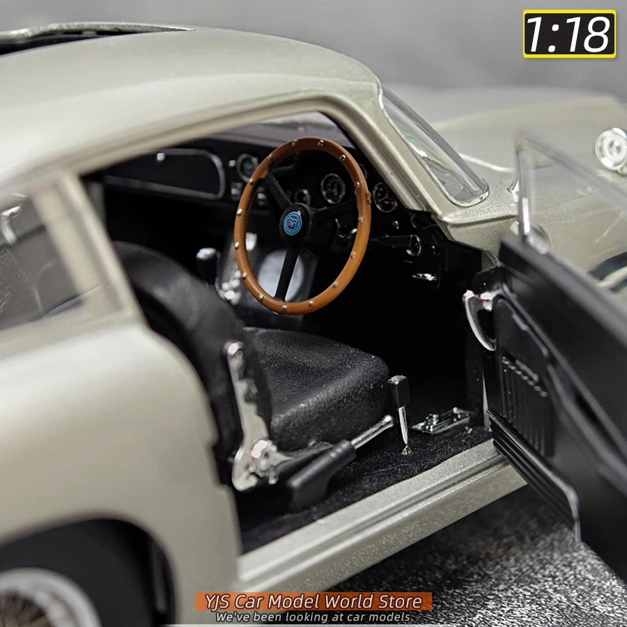 Xiaoguang Diecast model schaal 1:18 DB5 007 model legering simulatie Metalen automodel Een klassieke auto voor een verjaardagscadeau