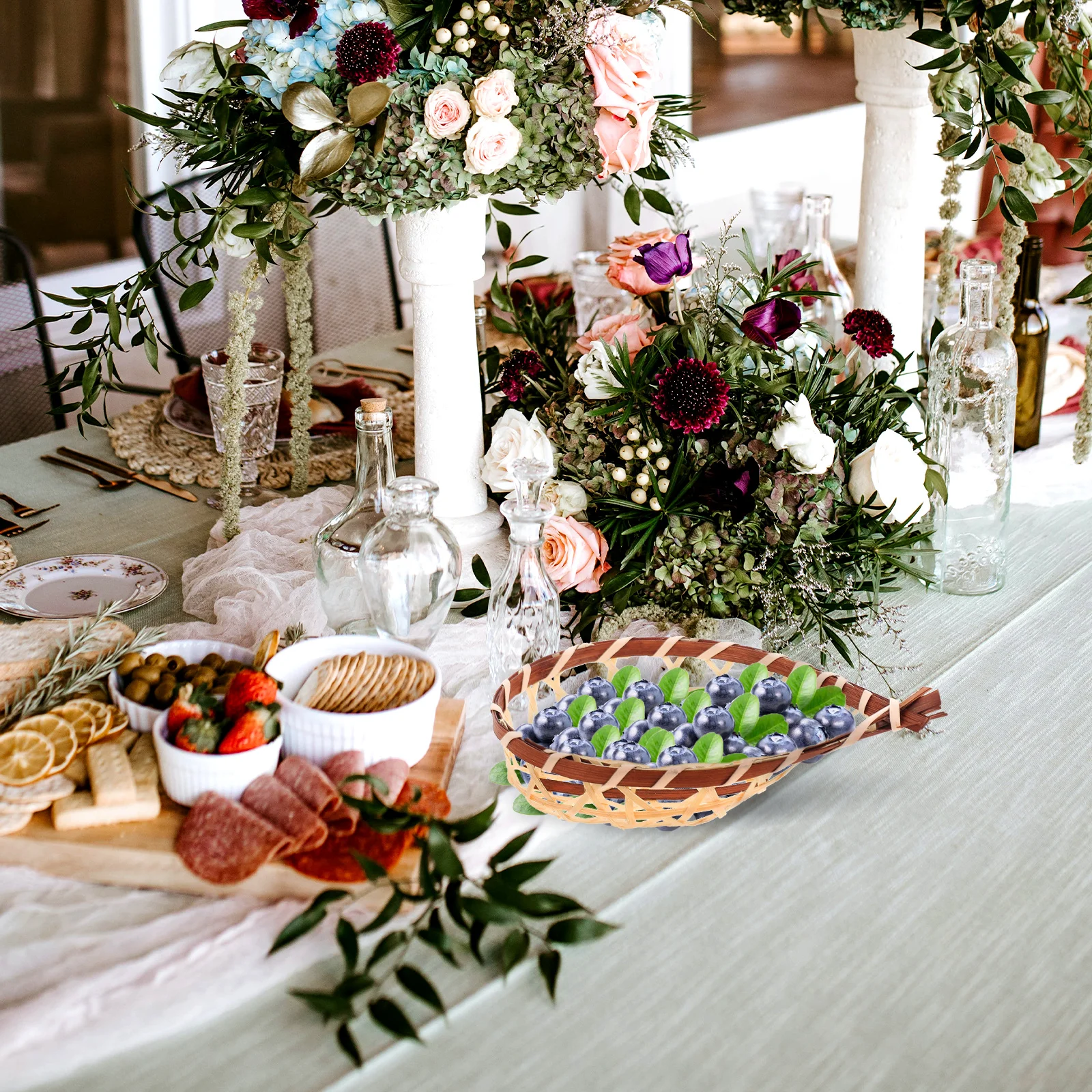 

1pc Bamboo Snack Tray Woven Mini Basket For Sashimi Dessert Fruit Bread Kitchen Decoration Craft Small Bamboo Basket