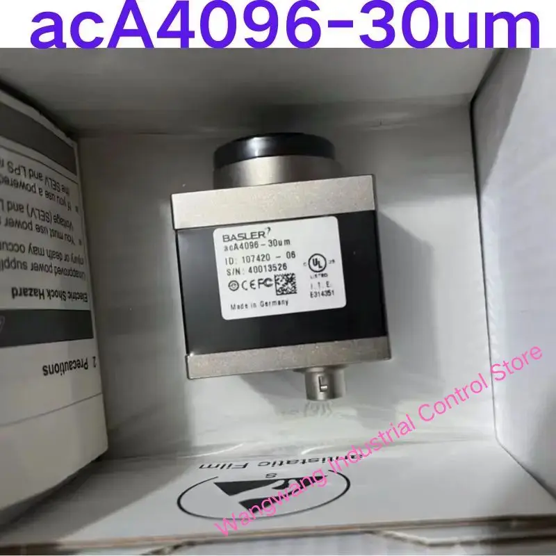 Brand-new   acA4096-30um industrial camera