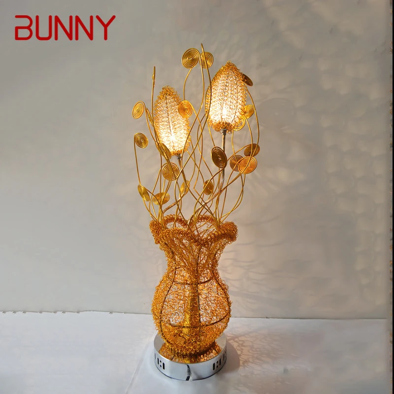 BUNNY Modern Golden Table Lamp Fashionable Art Iiving Room Bedroom Wedding LED Aluminum Wire Desk Light