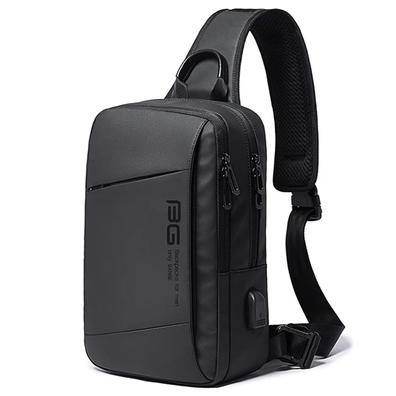 BANGE One Shoulder Bag Travel Leisure Messenger Shoulder Bag Men And Women With The Same Chest Bag USB Charging Bag