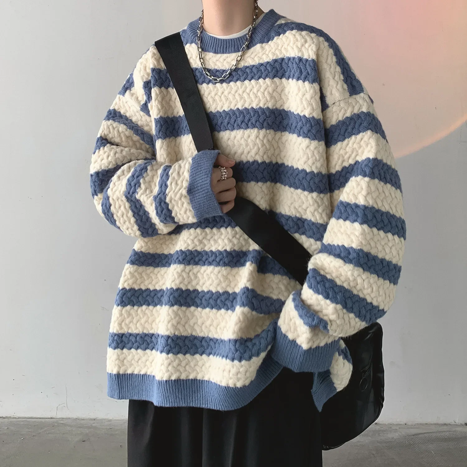 

Pop Japanese Loose Striped Round Neck Knit Pullover Sweater, Men's New Autumn And Winter Fashion Spell Color Lazy Wind Knit Swea