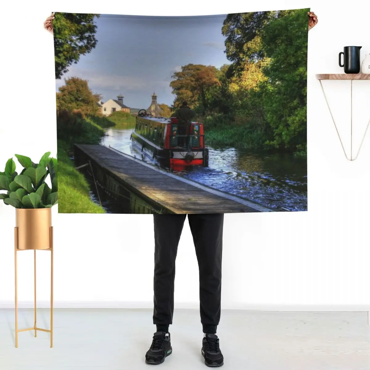 

Narrow Boat at Strawberry Bank Throw Blanket Soft Home Decor Blanket for Couch Bedroom