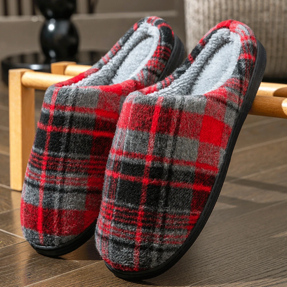 Men's Soft Felt Plaid Home Slippers Are Comfortable and Warm Living Room Shoes, and Winter Indoor Slippers