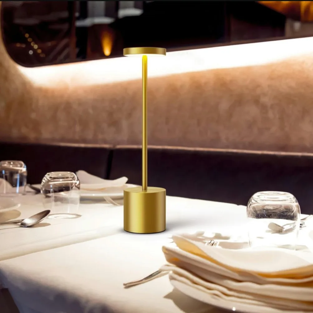 LED 충전 터치 I-데스크 램프 크리 에이 티브 바 레스토랑 침실 야외 캠핑 금속 분위기 장식 야간 조명