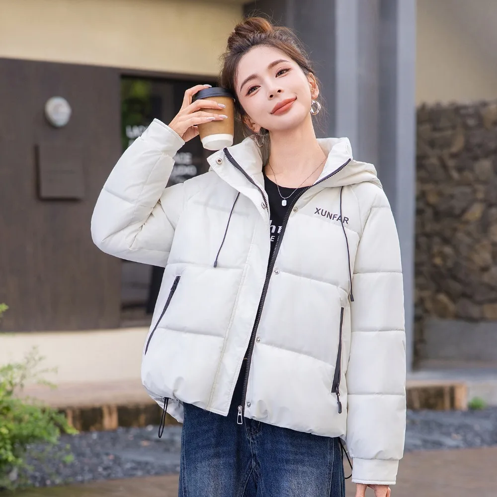 Winter Down Cotton-padded Clothes Women's Fashion Short Hooded Jackets Are Cold-proof and Warmand Popular Cotton-padded Jackets
