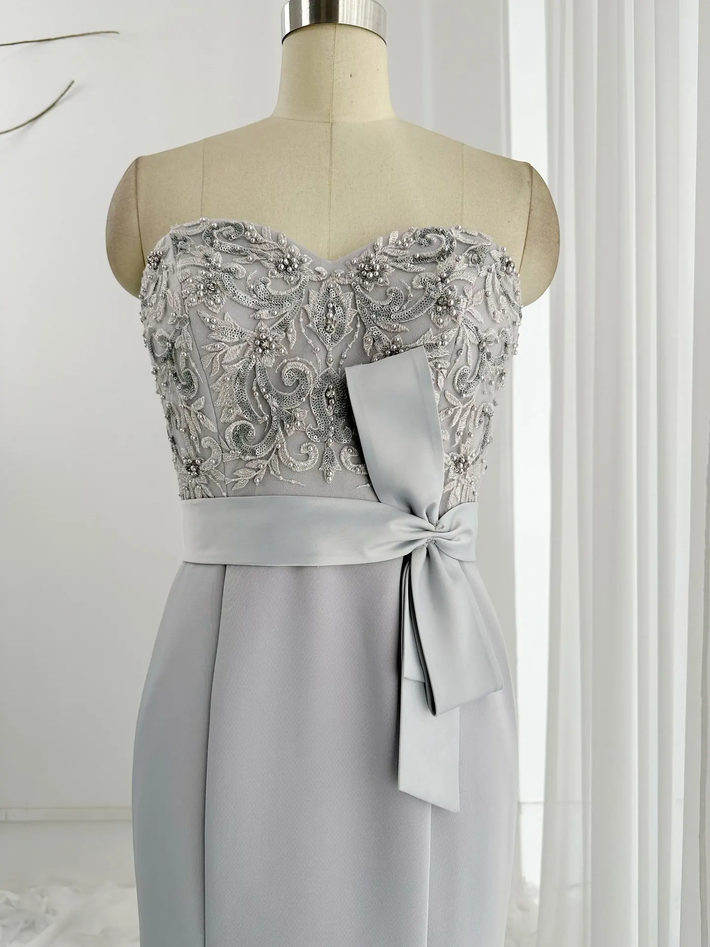 Light Gray Sexy Tube Top Shoulder Waist Tie Tie Daily Banquet Mid -Length Evening Dress Skirt M2054