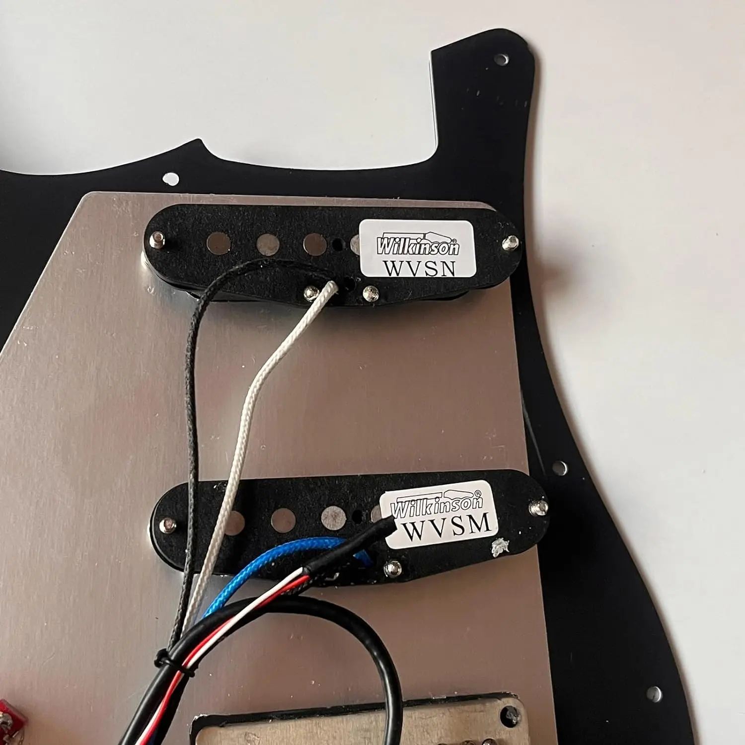 Upgrade SSH Prewired Guitar Pickguard Set, Alnico 5 Humbucker Pickups Multi-Switch 5-Way Type Pickup Protector Guitar Parts