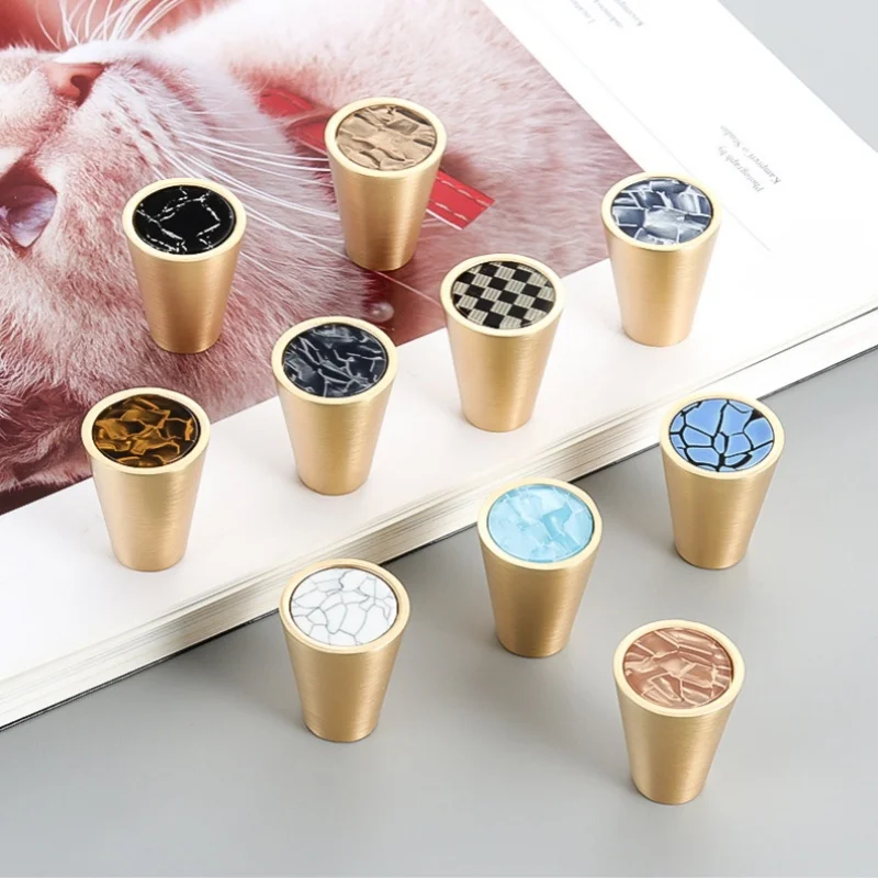 Nordic Shell Conical Kitchen Accessories Wardrobe Closet Bedside Table Drawer Knobs Furniture Handles Cabinet Knobs And Handles