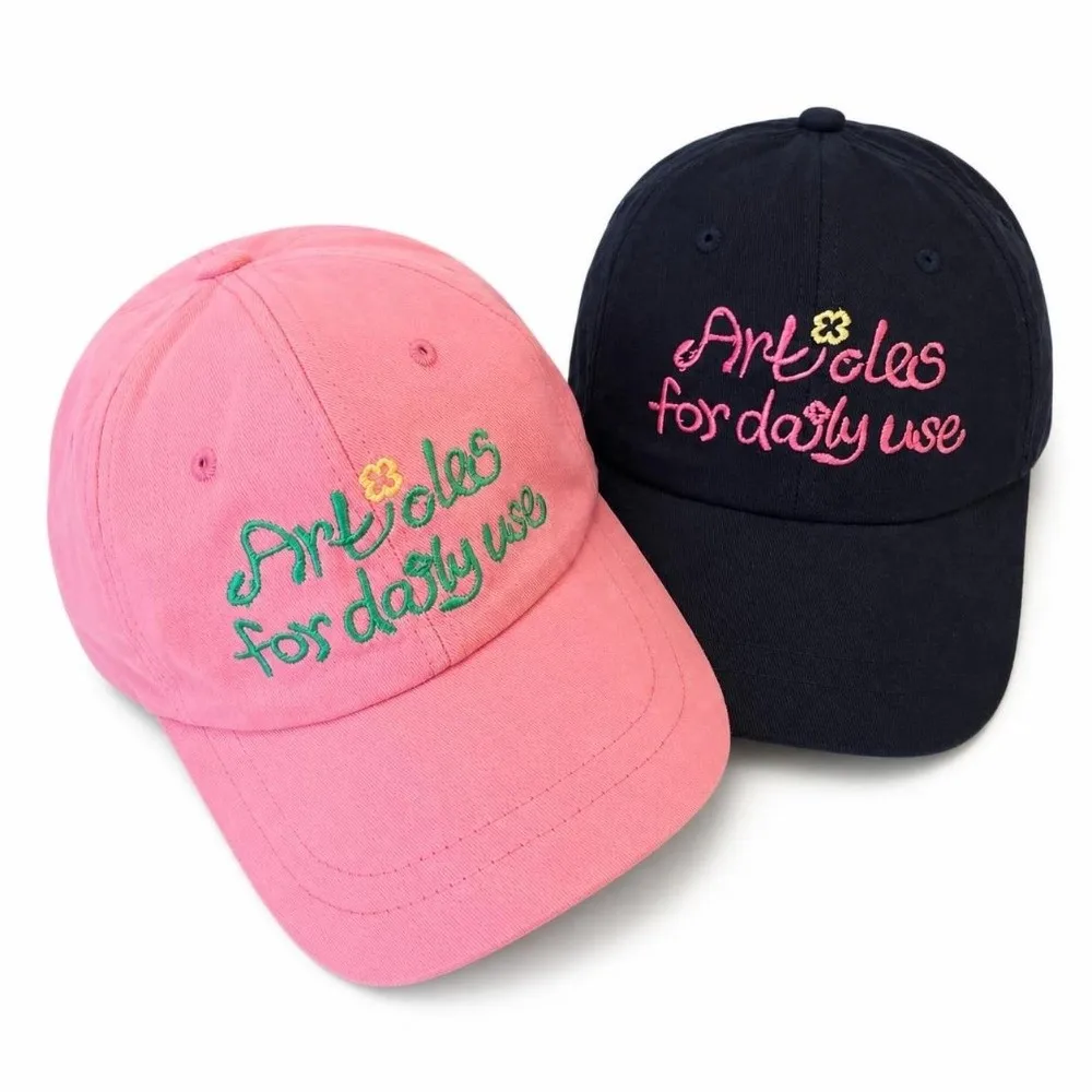 Casual Embroidery Design Baseball Cap Soft Top Adjustable Distressed Denim Hat Vintage Baseball Cap Concert Wear