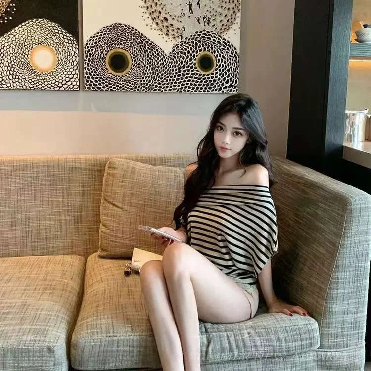 

Lazy Stripe Shoulder T-Shirt Women's Loose Fit Short Sleeve Knitted Top Summer New Style Casual High Waist Shorts Set