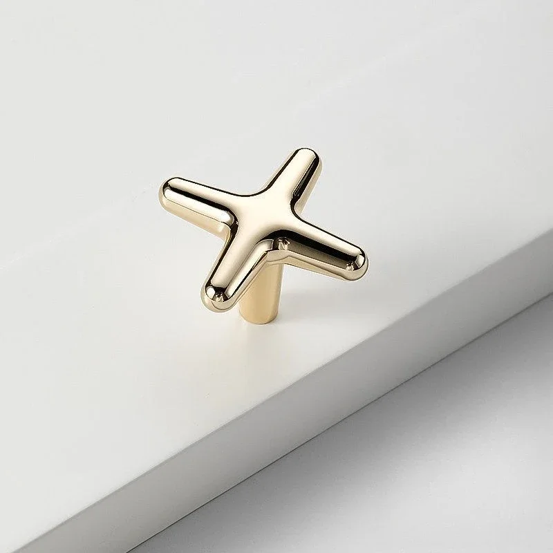 Gold Cabinet Door Pull Handle French Creative Furniture Handle Fitting Light Luxury Wardrobe Vanity Pull Single-Hole Drawer Knob