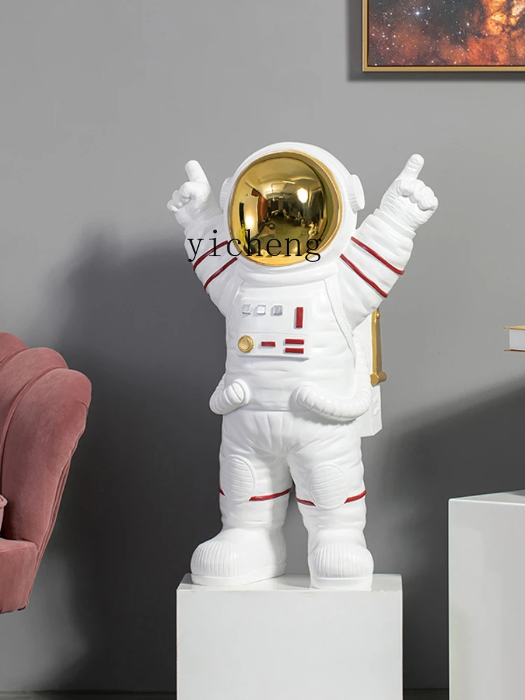 XL Astronaut Large Floor Ornaments Astronaut Double Finger Sky Hotel Welcome Window