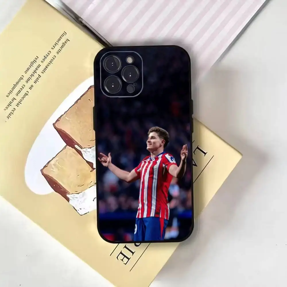 حافظة هاتف جوليان ألفاريز لكرة القدم لهاتف آيفون 16، 15، 14، 13، 12، 11 بلس، برو ماكس، XS، X، XR، SE، Mini، 8، 7، غطاء أسود ناعم #3