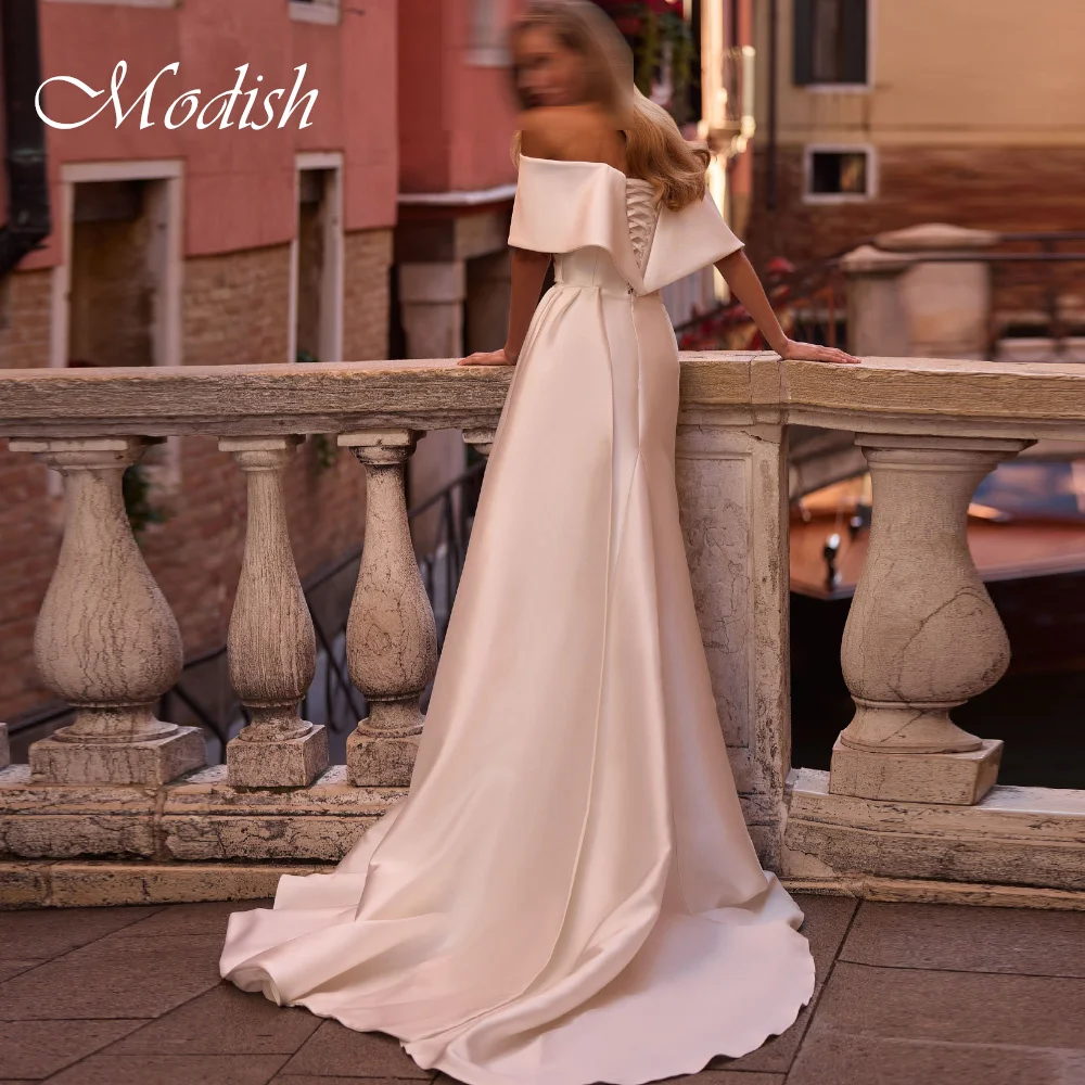

Customized White Elegant Side Slit V-neck Satin Wedding Dress Off the Shoulder Bridal Gowns Temperament Vestido De Novia Soft