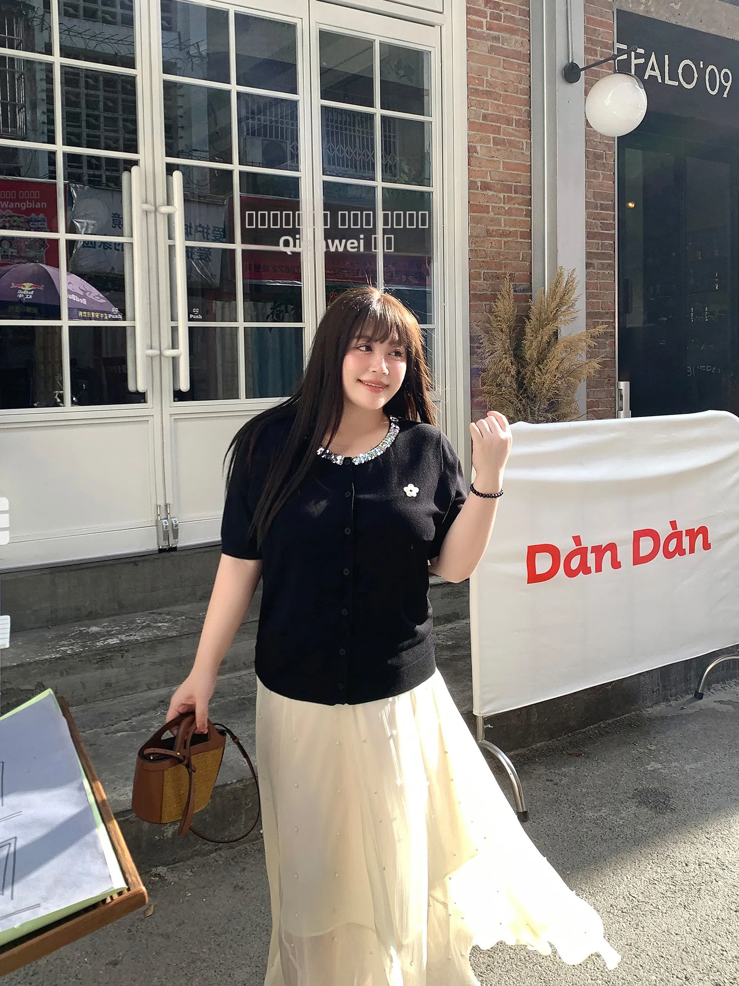 

Новинка: Женский повседневный модный вязаный топ больших размеров с круглым вырезом, блестящий, с коротким рукавом, свободного кроя, летний