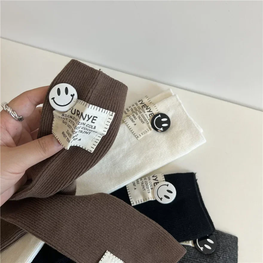 Women Vintage Cotton Medium Tube Socks Cloth Label Letter Thick Needle Winter Warm Japanese Solid Casual Sports Couple Socks