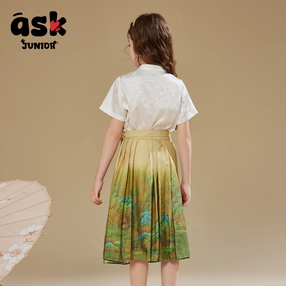 اسأل بدلة الفتيات الصغيرات الصيفية للأطفال تنورة علوية بأزرار علوية فستان الحصان بدلة رياضية Hanfu #2