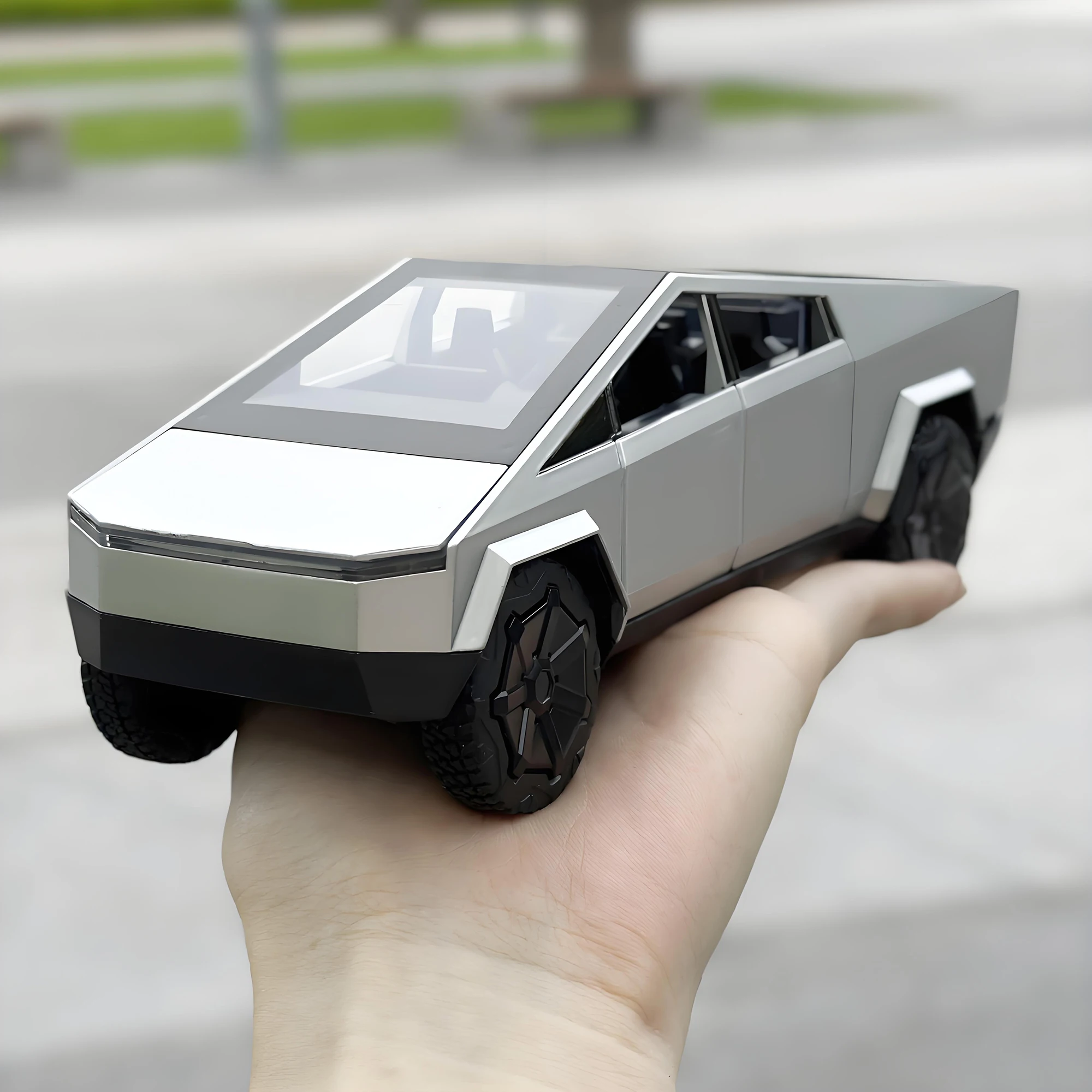 1:32 Cybertruck Pickup Toy Lega Fuoristrada Modello in metallo pressofuso Regali giocattolo per il ritorno del suono e della luce, Regalo di compleanno per bambini.