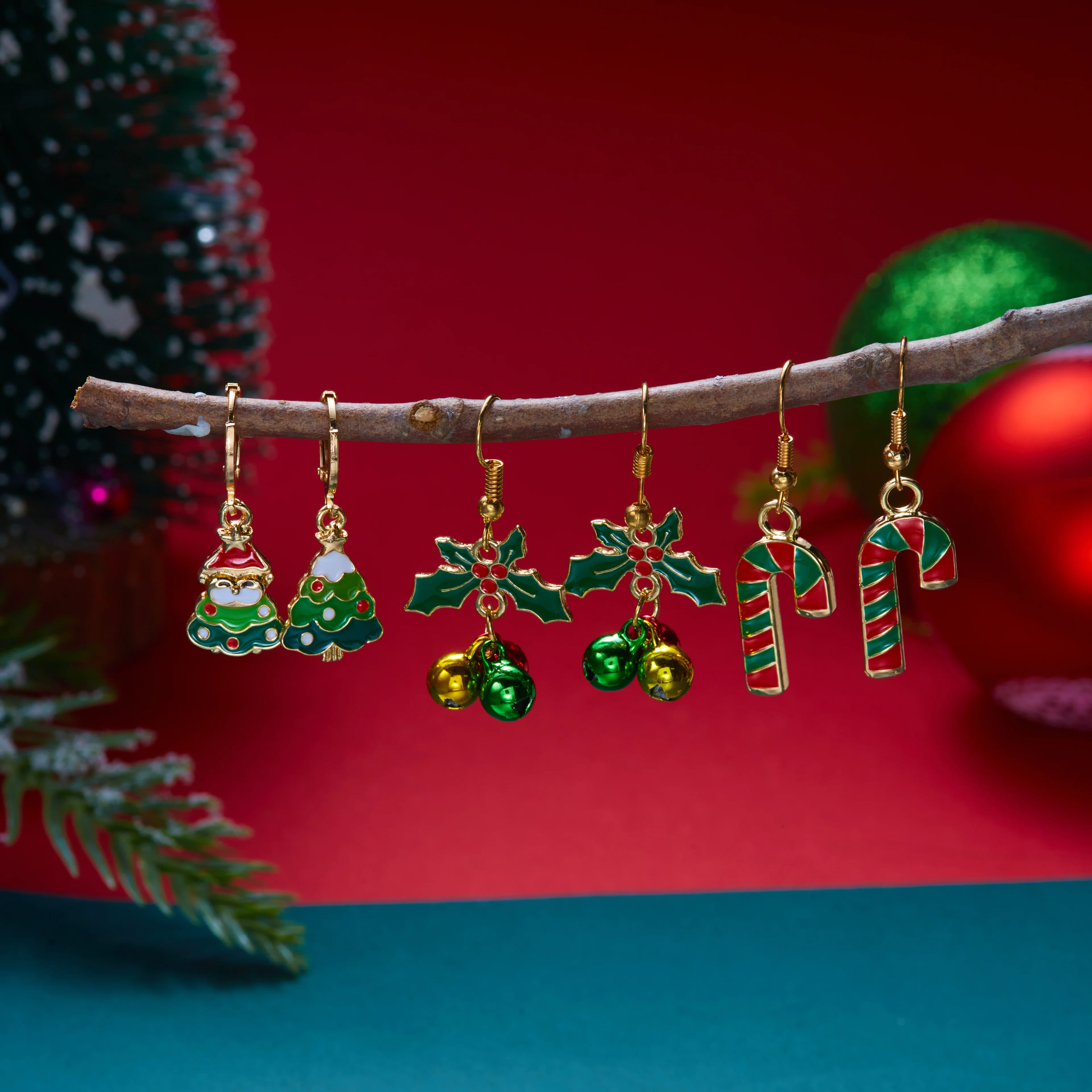 Elk Bugle Call - 3 Pairs Christmas Mixed Earring Set