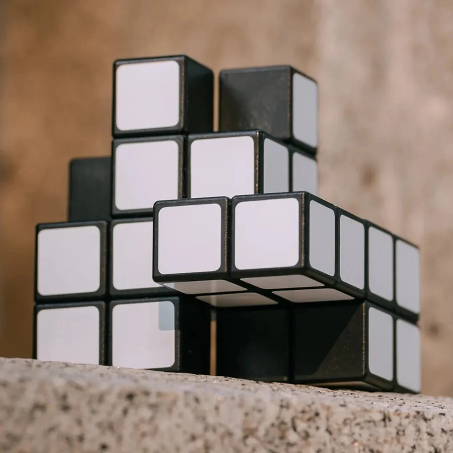 Blanker Cube 3x3รูบิคกระจกทรงแปลกปริศนาความเร็วปริศนามืออาชีพแก้เครียดของเล่นแก้เครียด