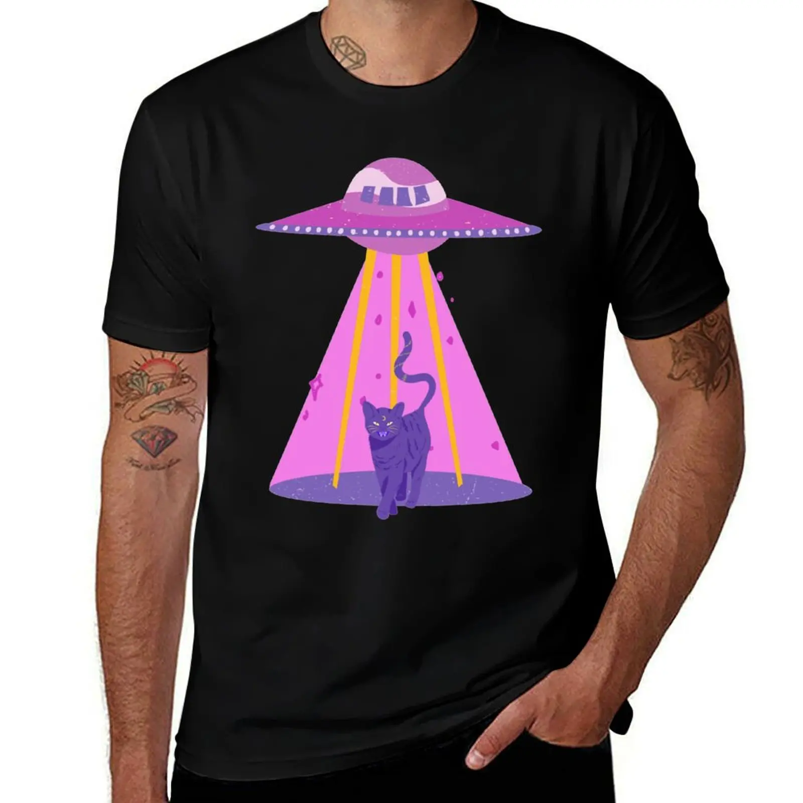 

alien cats Essential T-Shirt Casual Daily Graphic Tee