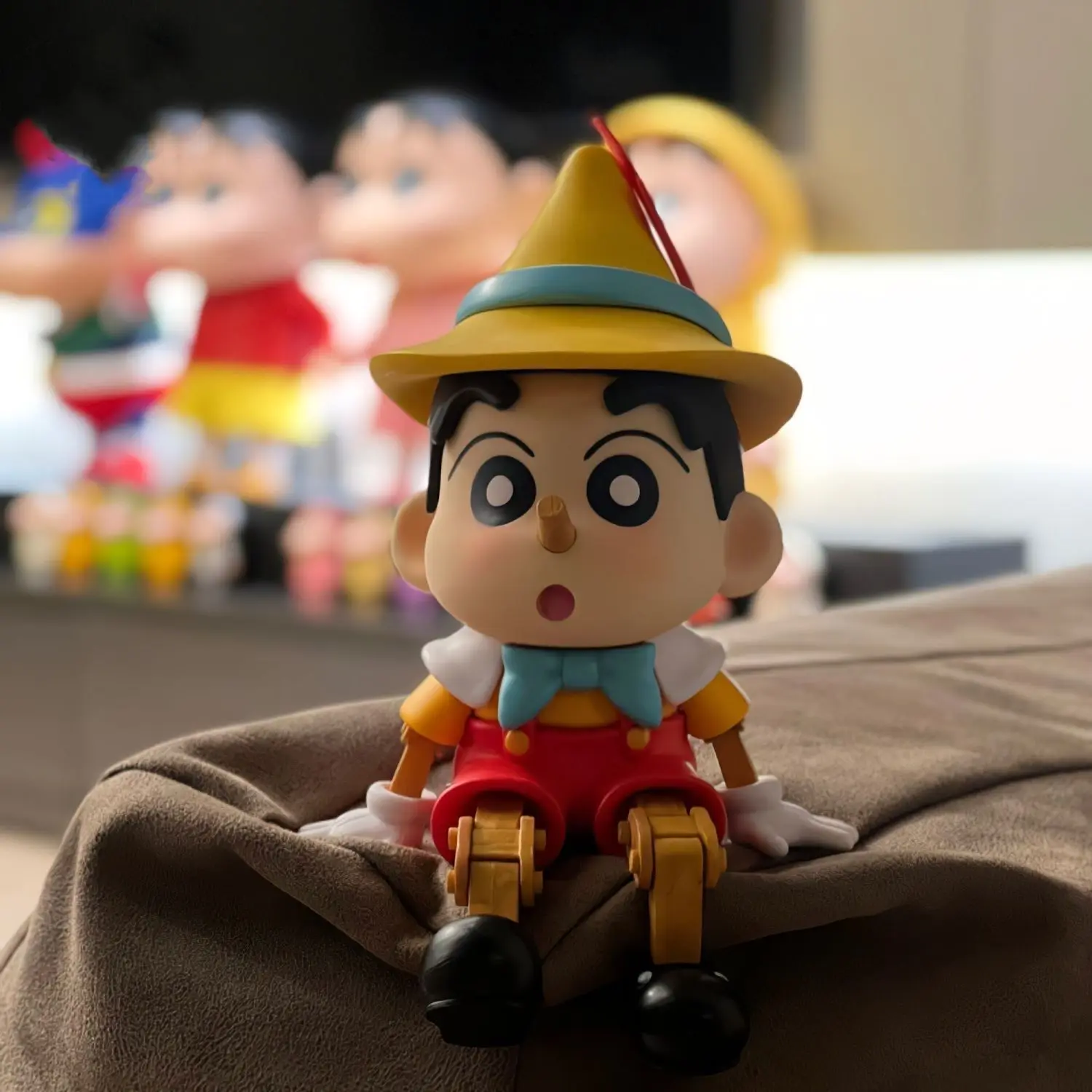 Figura de Muñeco de Crayon Shin-chan, Pinocchio, Shinnosuke Nohara, Juguete de Moda, Decoración para Escritorio y Coche, Juguete de Regalo