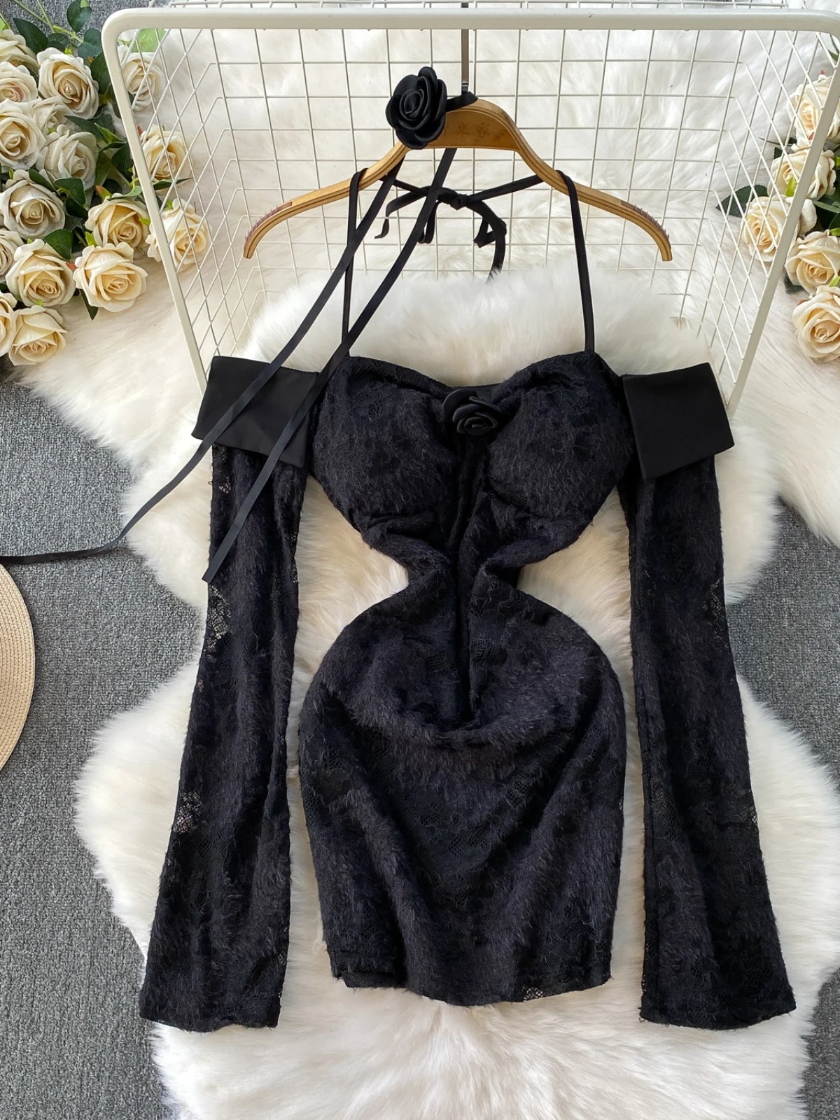 Foamlina 2025 New Women's Lace Dress Solid Tie-up Halter Neck Off Shoulder Long Sleeve 3D Flower Detail Slim Bodycon Party Dress