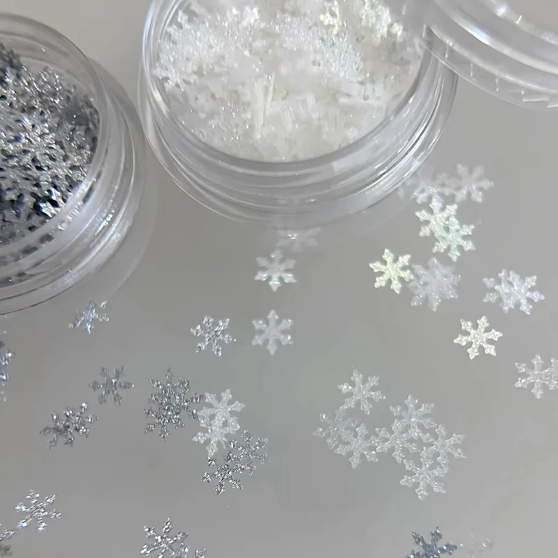 Christmas Snowflake Nail Sequins Fine Glitter Diamond White Snowflake Nail Charms Nail Art Decorations Accessories Wholesale