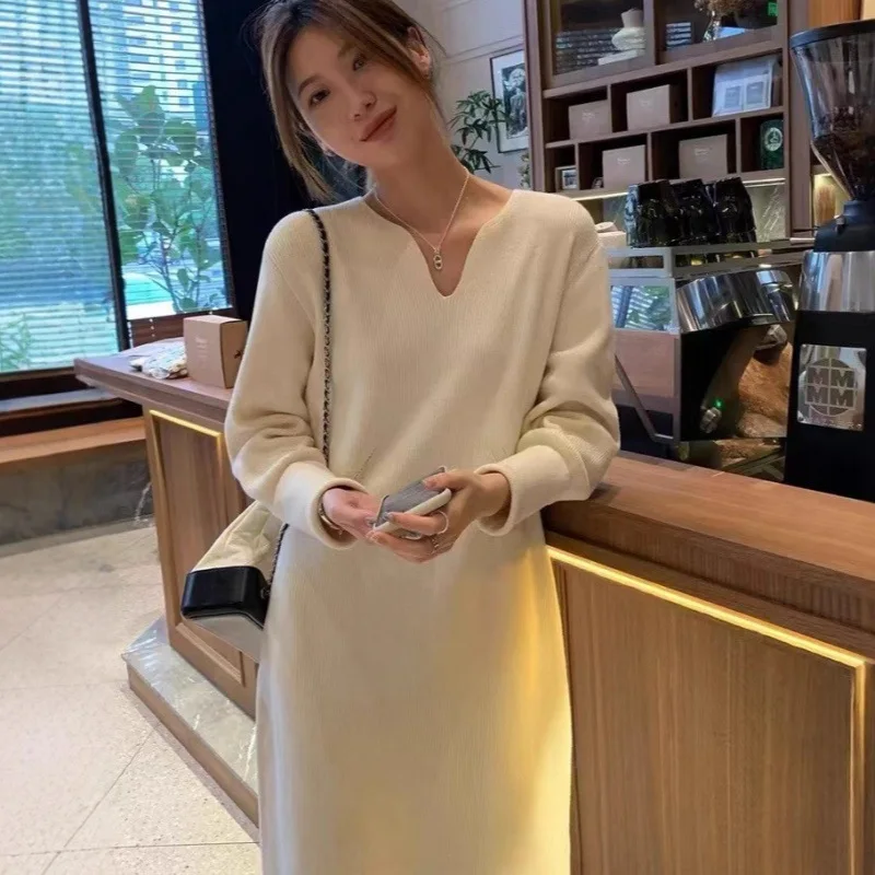 Vestido de lã de malha com camada inferior para outono e inverno feminino comprimento médio moda temperamento vestido de malha